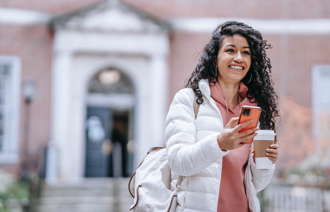 How far are students willing to travel to college?